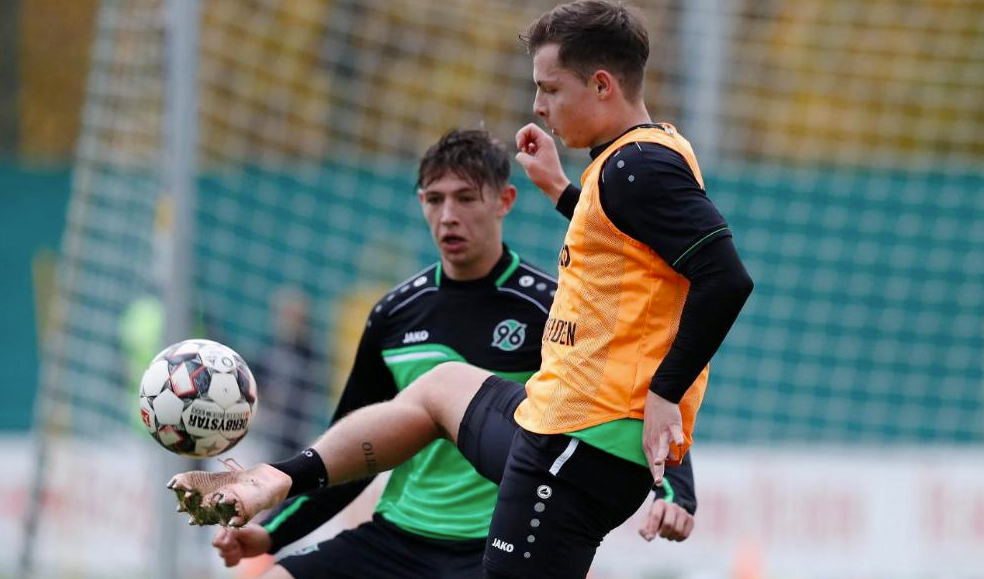 开云体育-包含重磅！辽宁本钢赛前队长鼓劲国际比赛日浙江队备战德甲，德布劳内连续十场比赛得分超过刷新纪录的词条